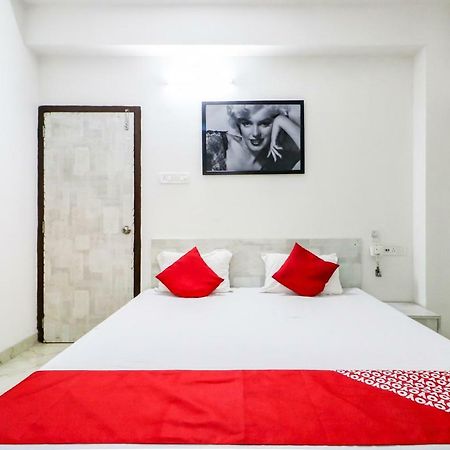Oyo 30698 Hari Om Guest House Jadabpur Екстер'єр фото