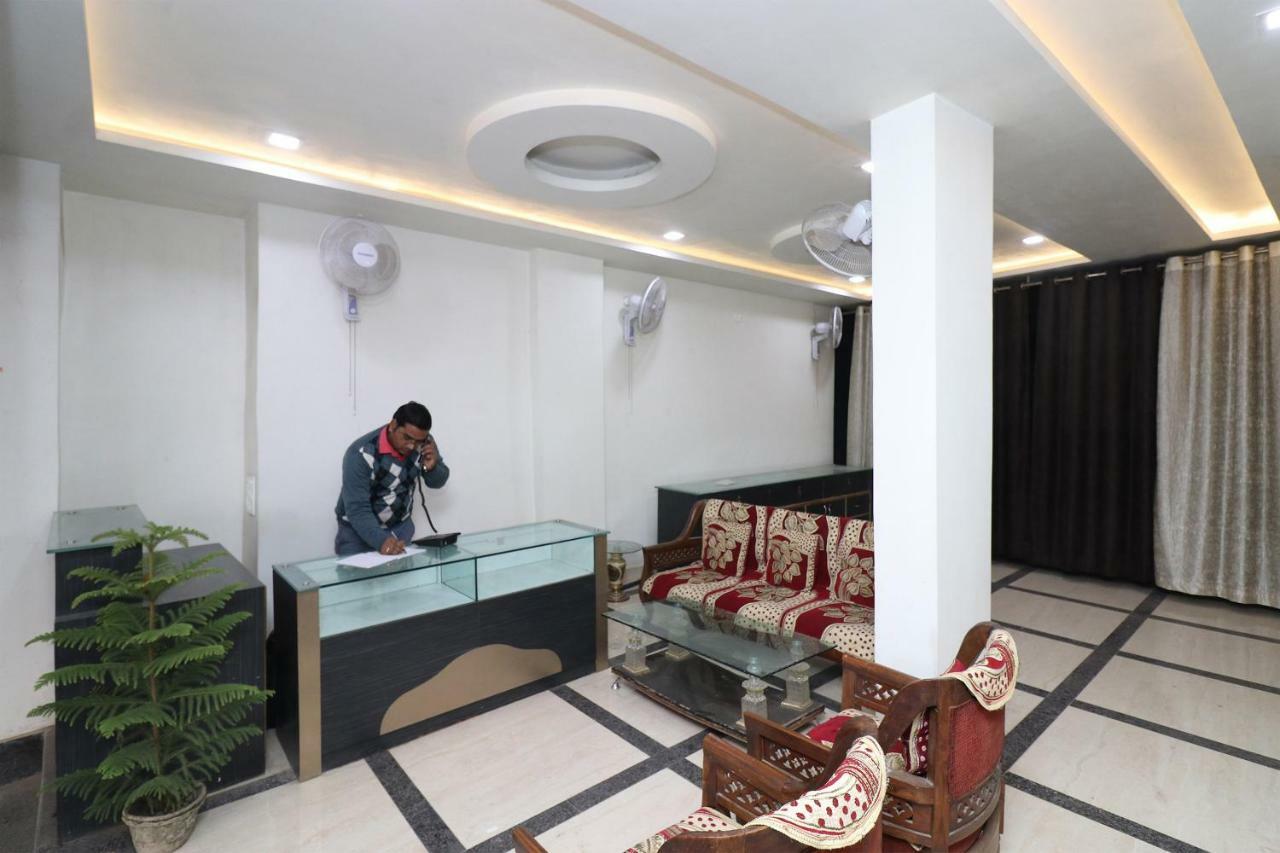 Oyo 30698 Hari Om Guest House Jadabpur Екстер'єр фото